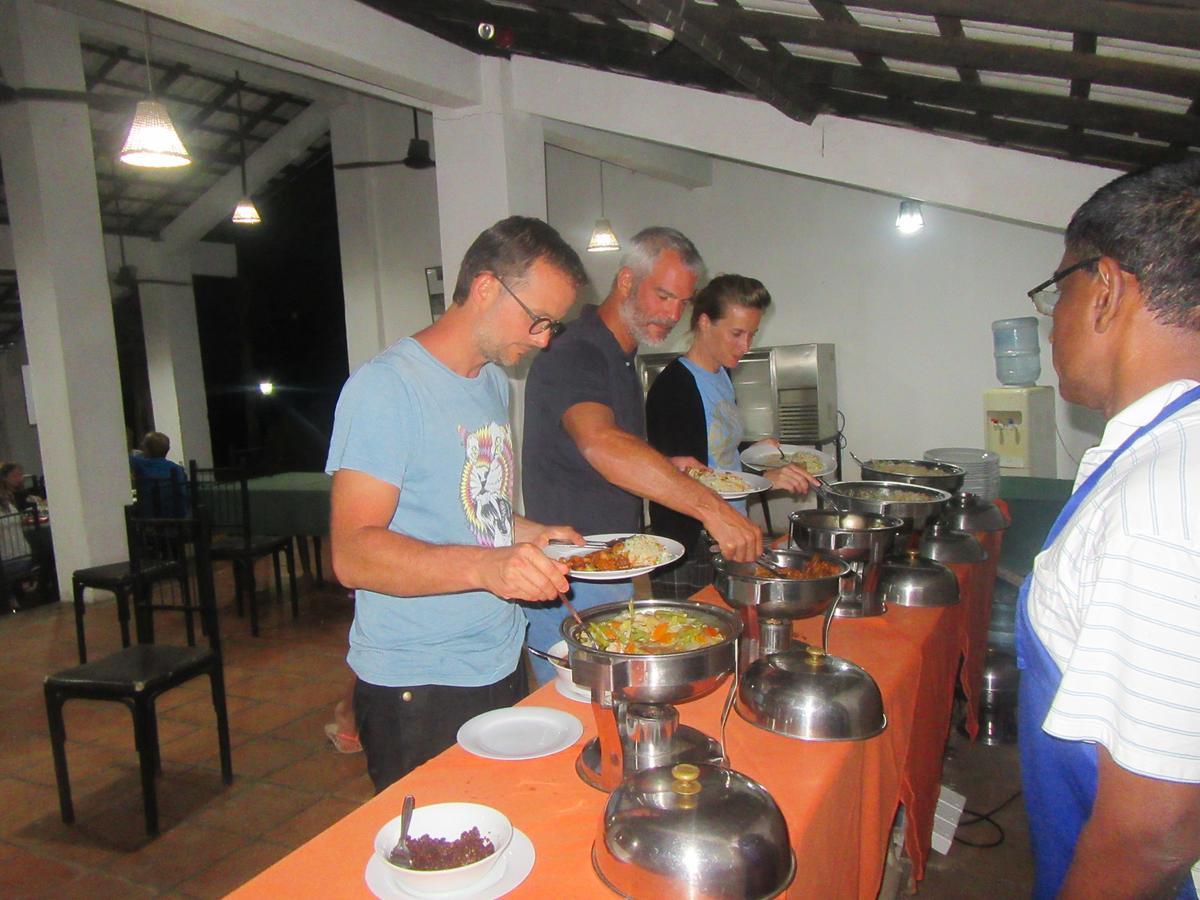 Dambulu Oya Family Park Hotel Dambulla Kültér fotó